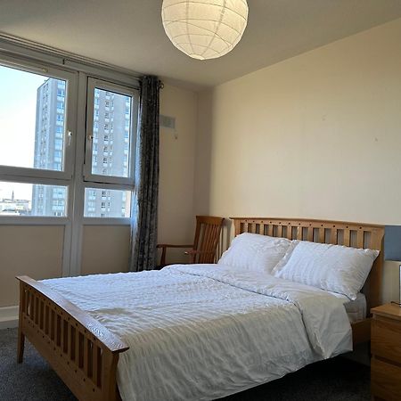 Amazing Room In Glasgow City Exterior foto